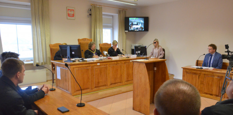 Pierwsze posiedzenie sądu, który ma rozpatrzyć protest wyborczy Macieja Maciaka, trwało kwadrans. Fot. DDWloclawek.pl