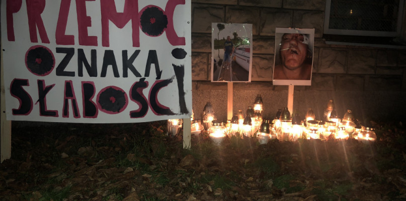 Rodzina zmarłego obwiniała o jego śmierć policjantów. Fot. Sylwia Szczupakowska