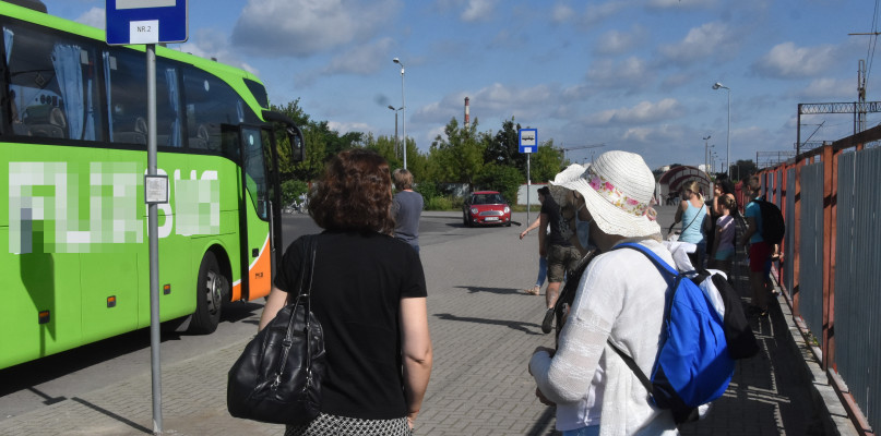 Autobusy odjeżdżają teraz z dworca tymczasowego przy ul. Węglowej fot. Michał Osiecki