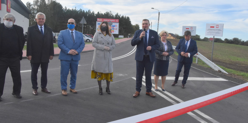 Starosta włocławski Roman Gołębiewski dziękował za dofinansowanie minister Gembickiej fot. Michał Osiecki