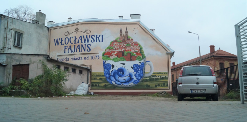 Mural zdobi ścianę budynku przy ul. wojska Polskiego 3. Fot. Natalia SekleckaFot. Natalia Seklecka