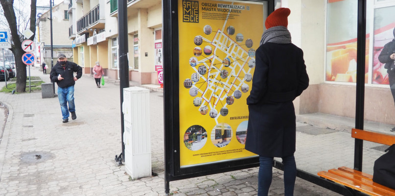 Włocławek rpomuje rewitalizację Śródmieścia na przystankach autobusowych. Fot. UM Włocławek