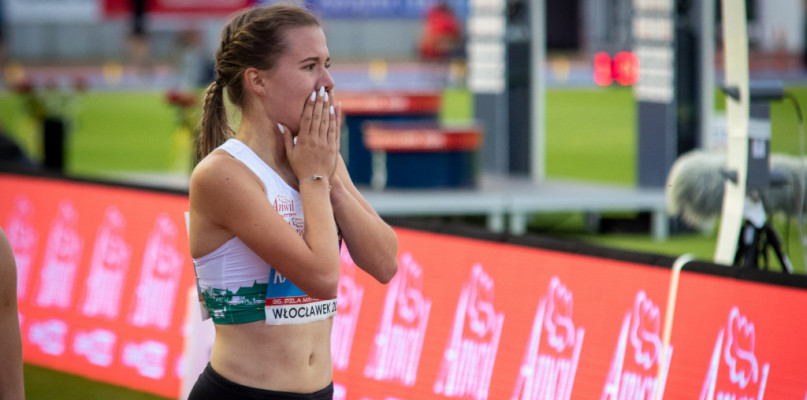 Klaudia Kazimierska podpisała indywidualny kontrakt z firmą ANWIL  fot. Tomasz Kwasek