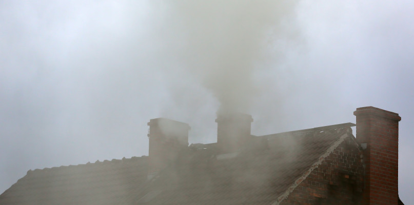 Uchwała smogowa ma zostać zaostrzona tylko dla niektórych miast, w tym Włocławka. Fot. depositphotos