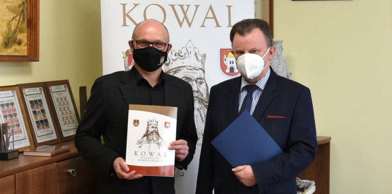 Prezydent Włocławka Marek Wojtkowski spotkał się z burmistrzem Kowala Eugeniuszem Gołembiewskim. Fot. UM Kowal