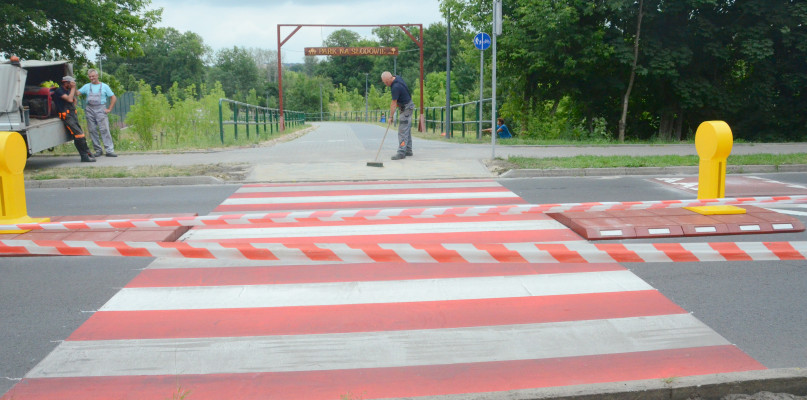 Nowe przejście dla pieszych powstało przy wejściu do Parku na Słodowie. Fot. Natalia Seklecka
