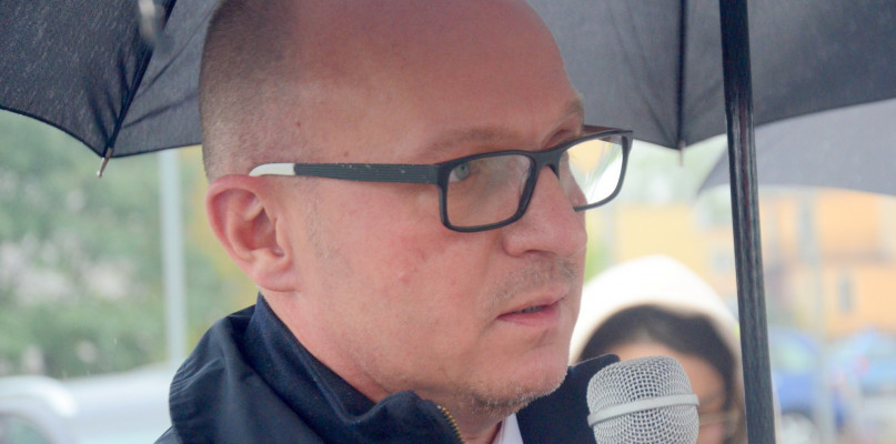 Nadawca grozi prezydentowi, że chce ugodzić go w serce nożem. Jak tłumaczy dalej, w ten sposób "chce dać przykład innym diabłom". Fot. Archiwum DDWłocławek
