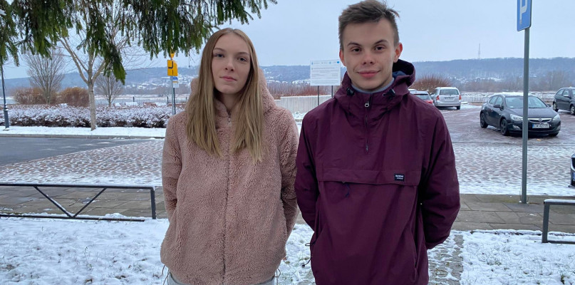 18-letnia Estera i 19-letni Adrian tydzień temu przejeżdżali ulicą Kaliską chwilę po tym jak doszło tam do dramatycznego wypadku. Fot. N. Seklecka.