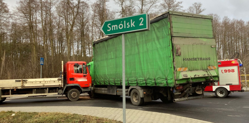 Zderzyły się dwie ciężarówki. Fot. nadesłane
