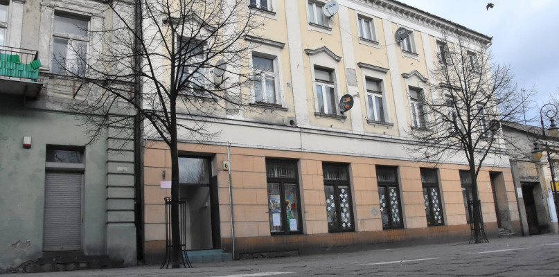 KAmienica przy ul. 3 Maja 6 zostanie rozebrana i odbudowana. Fot. Natalia Seklecka