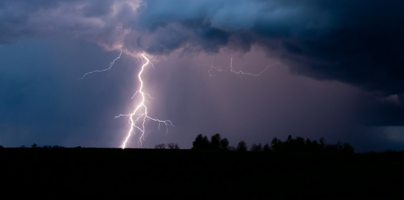 Włocławek: Służby meteo ostrzegają przed burzami z gradem. Fot. depositphotos