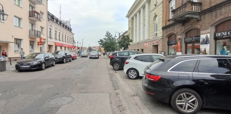 Remont ulicy Kościuszki, tak jak trwająca aktualnie naprawa Wojska Polskiego, miał rozpocząć się wiosną, ale został w ostatniej chwili przełożony. Fot. DD. 