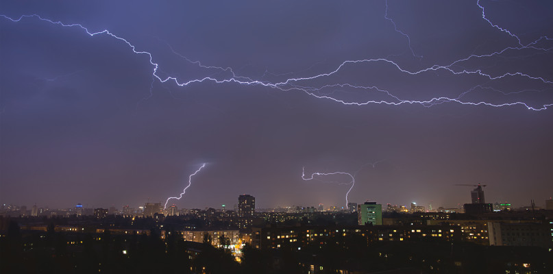 Pogoda: W nocy przez Włocławek i okolice mają przejść burze z gradem. Fot. depositphotos