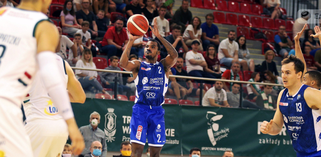 Lee Moore zaczął przygodę w EBL w 2020 r.. Dołączył wtedy do MKS-u Dąbrowa Górnicza. Fot. Andrzej Romański/EBL