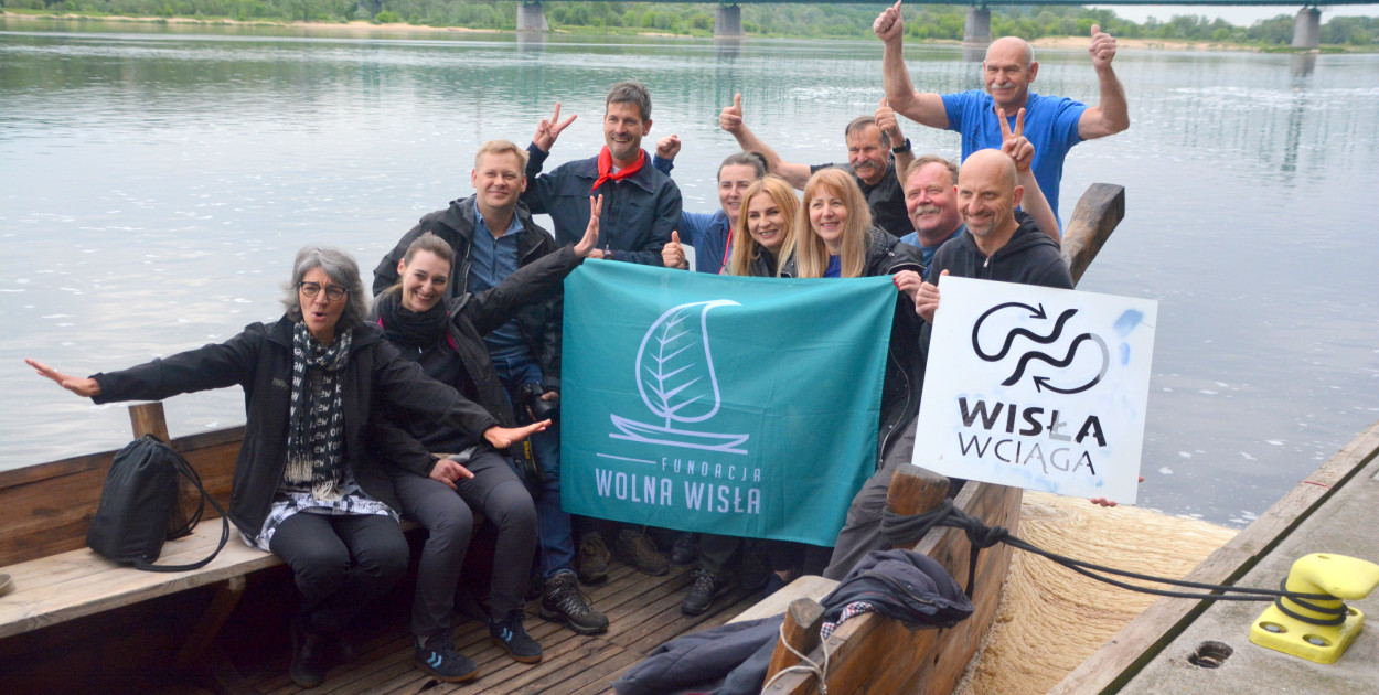Uczestnicy wyruszyli z Przystani Wodnej we Włocławku i zatrzymają się w kilku miejscach, m.in: w Bobrownikach, Nieszawie, Ciechocinku, Osieku, Włęczu, Silnie, Złotorii i Toruniu. Fot. DD
