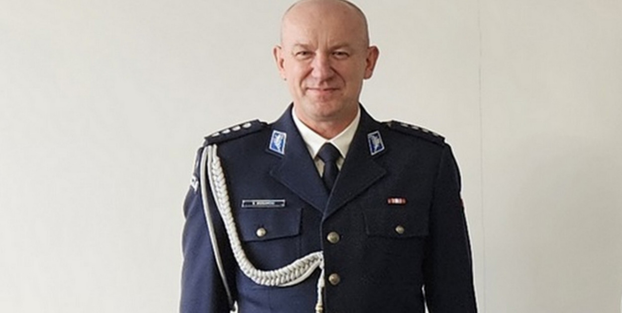 Nadkom. Robert Murawski pełni służbę w policji od 1999 roku. Fot. KMP Włocławek. 