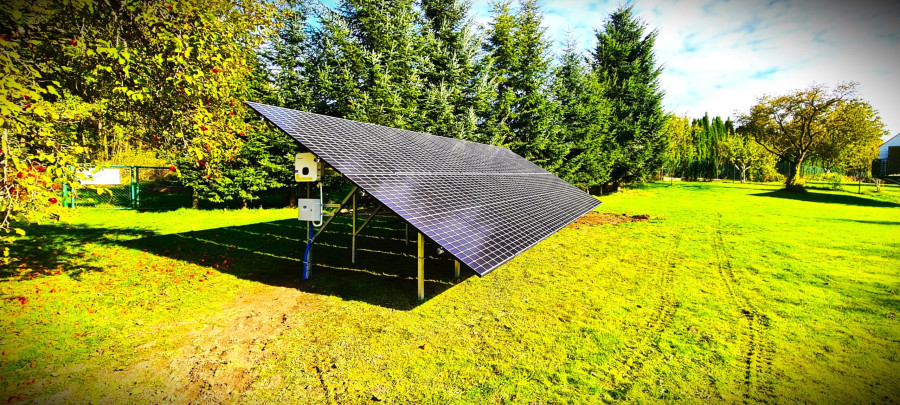 Hurtownia Fotowoltaiczna oferuje panele, inwertery i magazyny energii, zapewniając kompleksowe rozwiązania dla nowoczesnych instalacji PV.