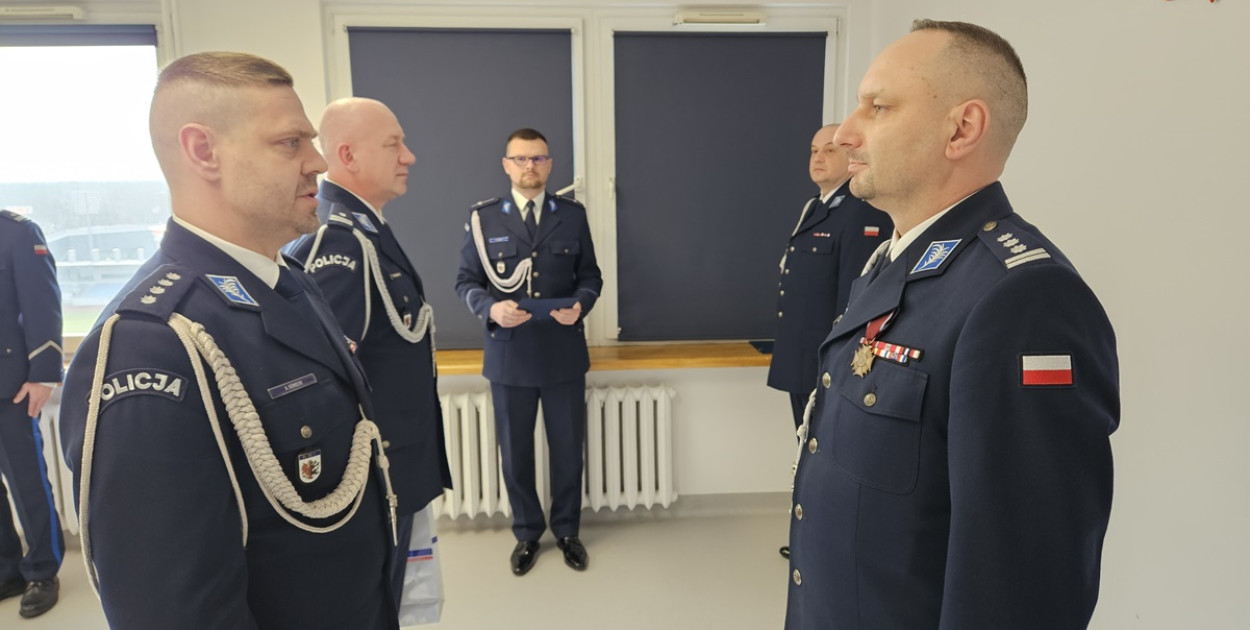 Pierwszy od lewej nadkom. Arkadiusz Górecki - nowy komendant KMP Włocławek Fot. KMP Włocławek