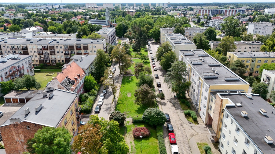 Na Jagiellońskiej pojawią się dwa pasy ruchu, strefę pieszo-rowerowa i nowe miejsca parkingowe. Fot. UM Włocławek.