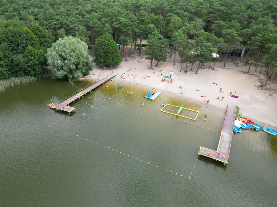 Miejskie kąpielisko nad jeziorem Czarnym | Fot. Krzysztof Kukucki/Facebook