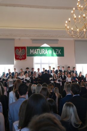 Zakończenie roku maturzystów w LZK-18425