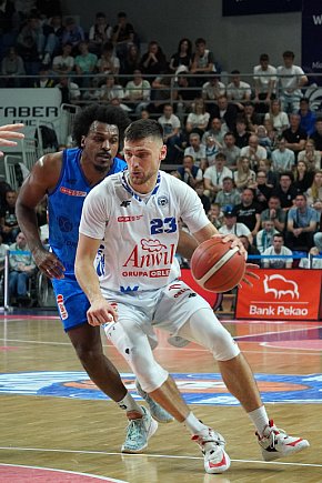 Anwil - MKS Dąbrowa Górnicza 95:91-20496