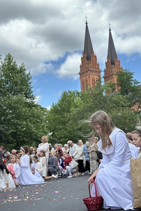 Boże Ciało 2025 - procesja ulicami miasta-20806