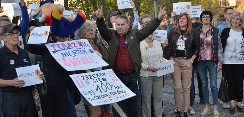 II Wiec Poparcia Strajkujących Nauczycieli. zobacz zdjęcia!