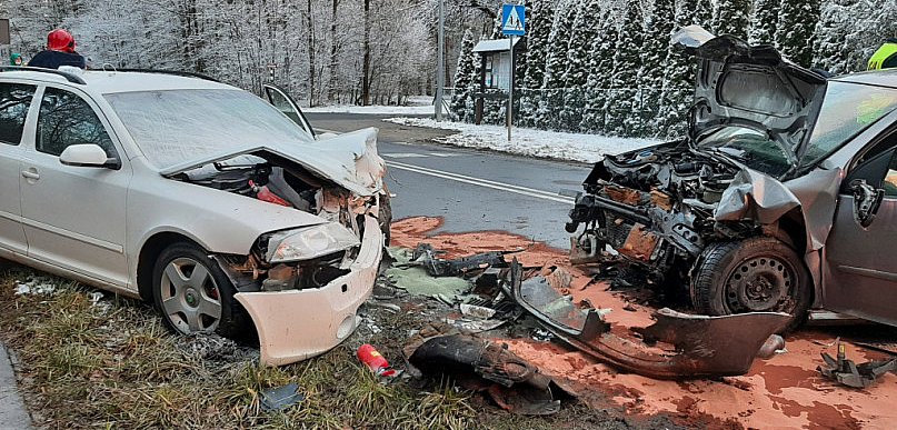 Tragiczny wypadek pod Lesznem. Nie żyje niemowlak. Sprawca po narkotykach?