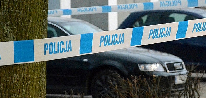 Makabryczne odkrycie pod Włocławkiem. W rowie znaleziono zwłoki mężczyzny!