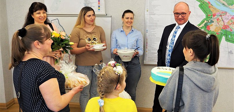 Barszczem i pierogami. Tak Ukrainki dziękują prezydentowi Włocławka