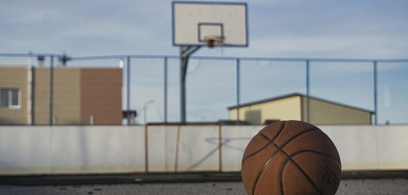 Koszykarze Anwilu przyjechali do dzieci z Ukrainy. Co tam robili sportowcy?