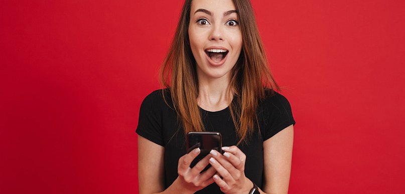 Abonament telefoniczny dla seniora: jak go wybrać? Czym się kierować?