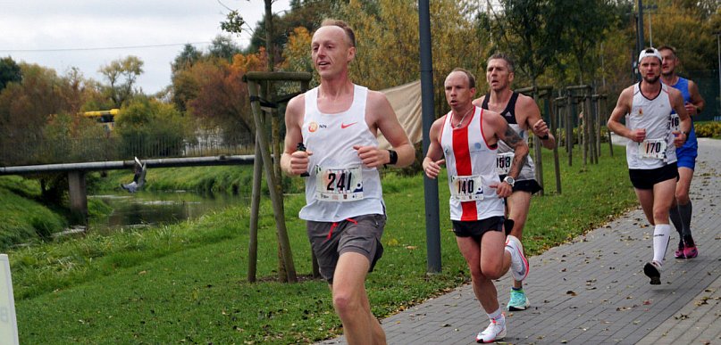 Niedziela we Włocławku: Półmaraton, mecz Anwilu i spektakl Krystyny Jandy