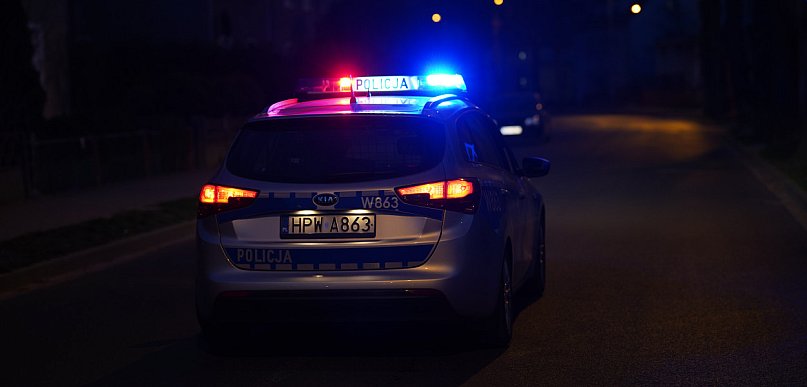 16-latek pędził jak szalony. Uciekał przed radiowozem ponad 20 kilometrów!