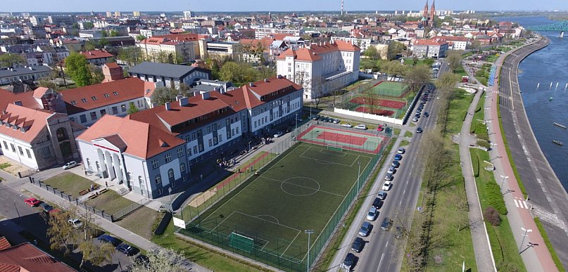 105-lecie ZST! Nowe kierunki, nowoczesne pracownie i VIII Zjazd Absolwentów