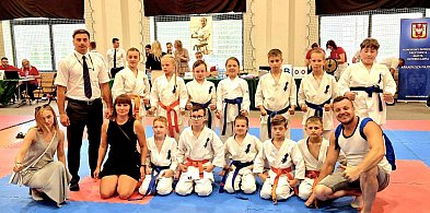 Młodzi karatecy wojowali w Inowrocławiu. Efektem aż 12 medali!-68108