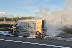 Pożar busa na A1. Utrudnienia w kierunku Gdańska-79213