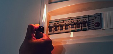 Wyłączą prąd w tych miejscach. Operator podaje dokładny harmonogram-79467