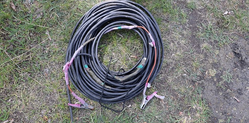 56-latek miesiącami robił elektrownię w balona. Miał "lewe" przyłącze - 79577