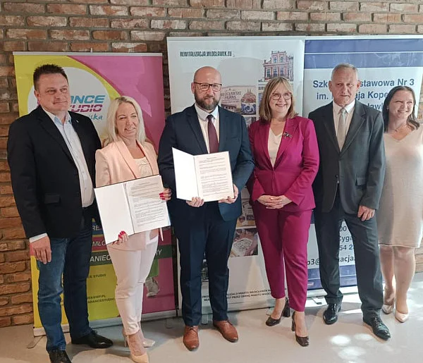 Ta szkoła idzie w ruch. Taniec i akrobatyka w planie lekcji od września-79623