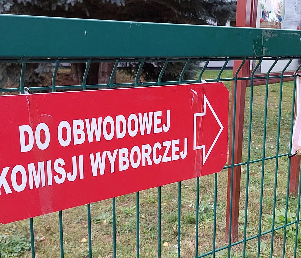Polacy masowo ruszyli do urn. Padł historyczny rekord-79733