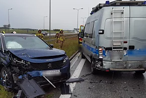 Nowe fakty po zderzeniu z radiowozem na A1. Kto zawinił?-79989