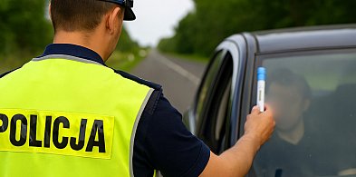 Nie tylko alkomat poszedł w ruch. Włocławska policja zrobiła testy-80001