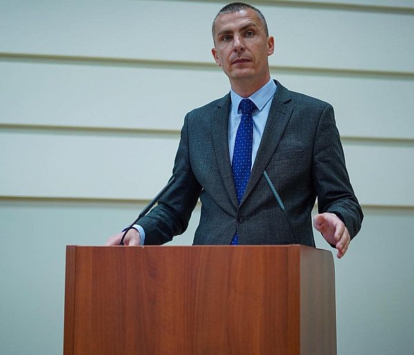 Ostre słowa o naborze do liceów. Radni PiS kontra władze miasta-80012