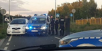Pościg za skradzioną toyotą. Policjanci użyli broni-80258