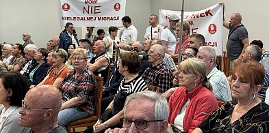 "Tu jest Polska!" Rada Miasta jednogłośnie przeciwko relokacji migrantów-80296