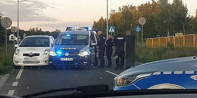 Pościg za skradzioną toyotą. Policjanci użyli broni-80258