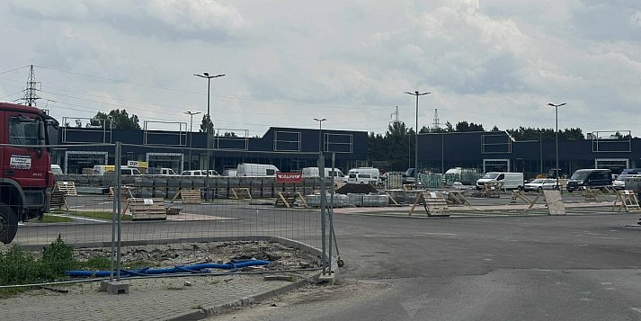 Carrefour zrezygnował z Kruszyńskiej! DD ujawnia nowe informacje
