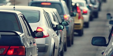 Frustracja sięgnęła zenitu! "20 minut czekać na przejazd? Śmiechu warte!" -79279